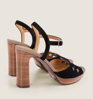 CALDE BLACK CHiE MIHARA sandals