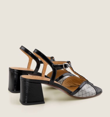 LATUSH BLACK CHiE MIHARA sandals