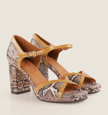 PANKO BROWN CHiE MIHARA sandals