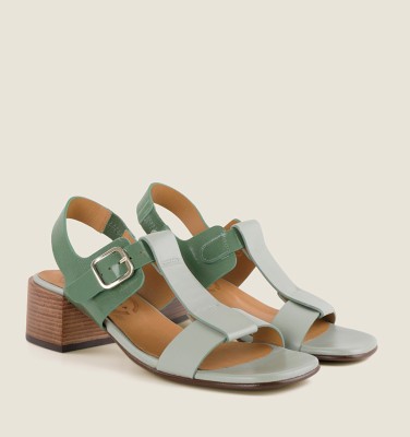 QUION GREEN CHiE MIHARA sandals