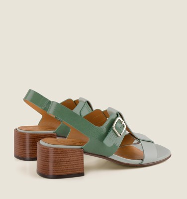 QUION GREEN CHiE MIHARA sandals