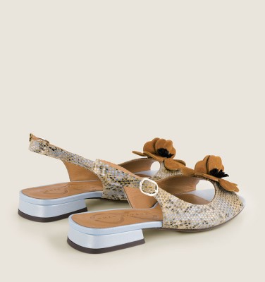 TAYDA BLUE CHiE MIHARA sandals