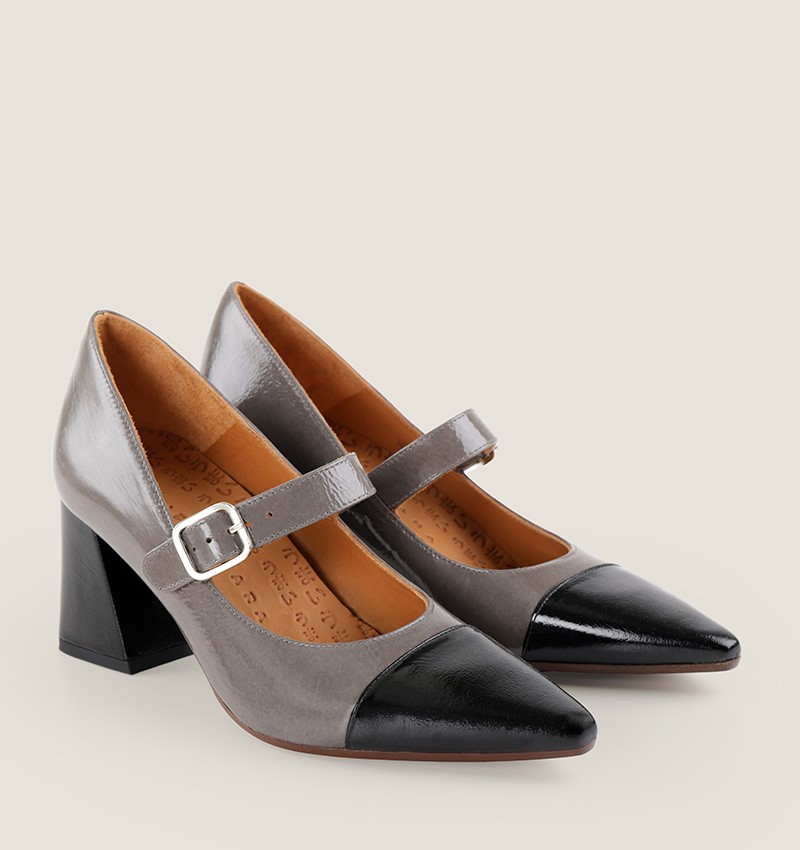 AUZA BLACK CHiE MIHARA shoes