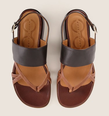 WANDY BROWN CHiE MIHARA sandals