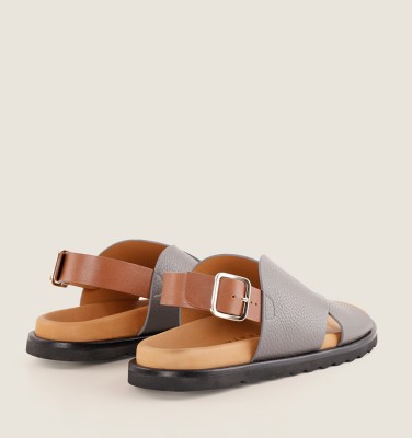 YANETI GREY CHiE MIHARA sandals