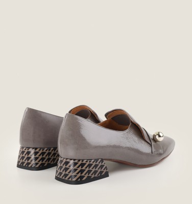 HELLIN GREY CHiE MIHARA shoes