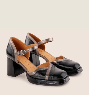 KATE BLACK CHiE MIHARA zapatos