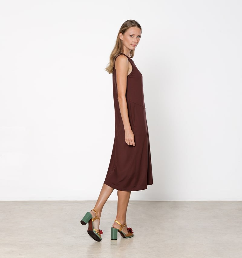 dorine-dress-brown