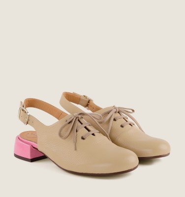 UKALI LIGHT BROWN CHiE MIHARA shoes