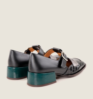 ZELANDA BLACK CHiE MIHARA chaussures