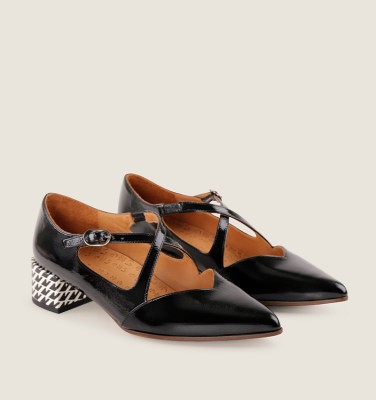 JARENYO BLACK CHiE MIHARA chaussures