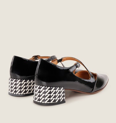 JARENYO BLACK CHiE MIHARA chaussures