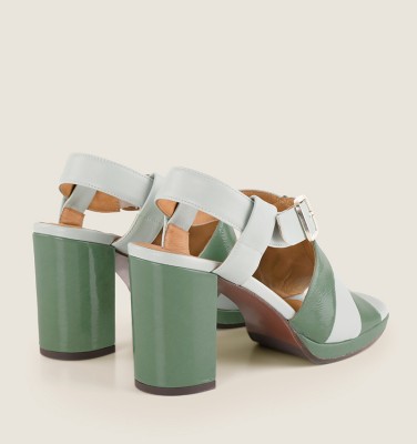 PAQUE GREEN CHiE MIHARA sandals